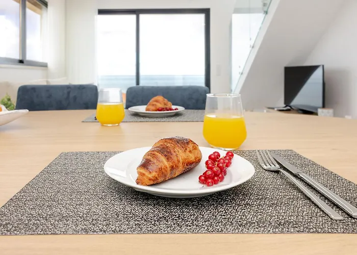 Vale Brisa - By Sch - P * Ναζαρέ